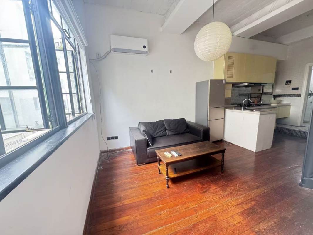 Housing image — Living Room