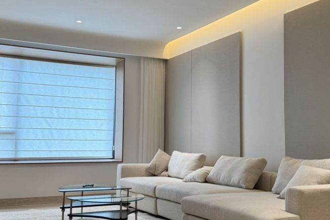 Spacious 2BR Apartment near Shanghai Children's Medical Center Metro