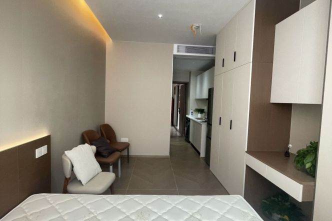 1BR Apartment near West Yan'An Rd Metro