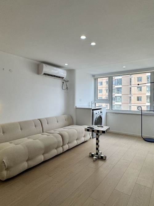 Housing image — Living Room