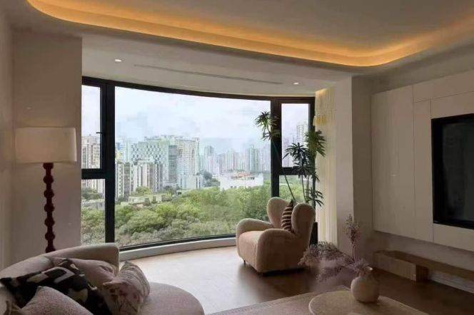 3BR Apartment at Brilliant City (L3/L4)