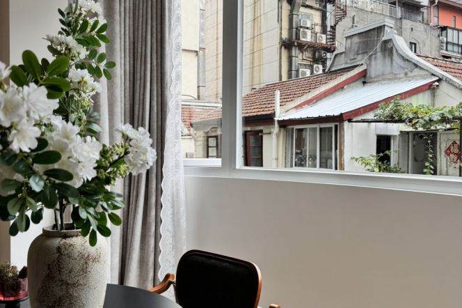 1BR Lane House near People's Square (L1)