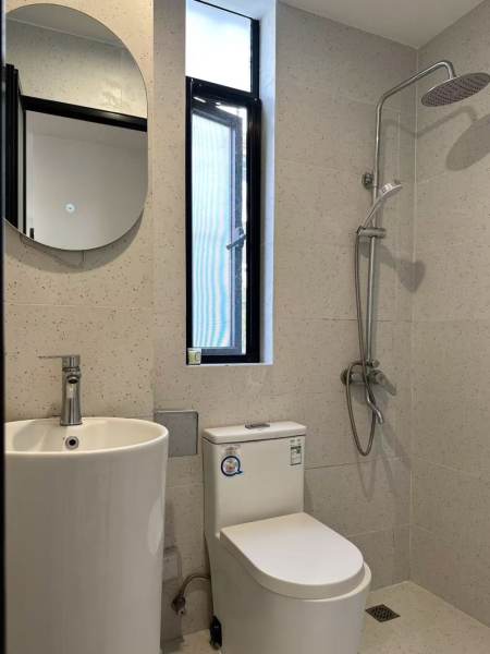 Housing image — Bathroom