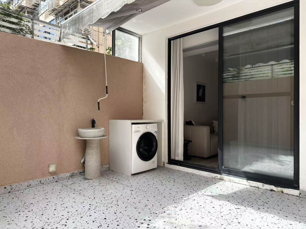 Housing image — Garden