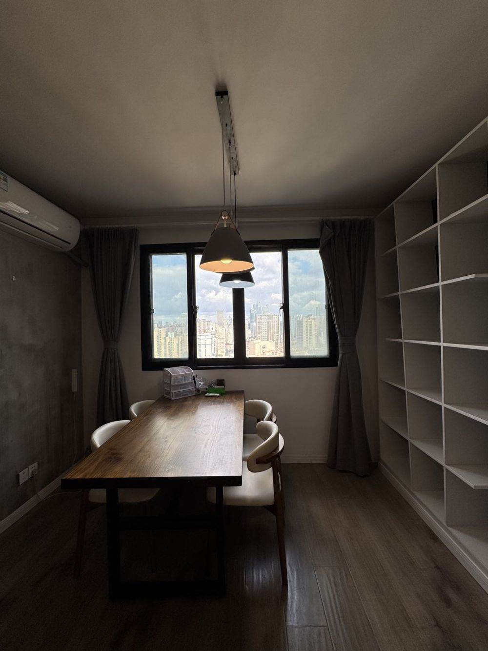Housing image — Dining Area