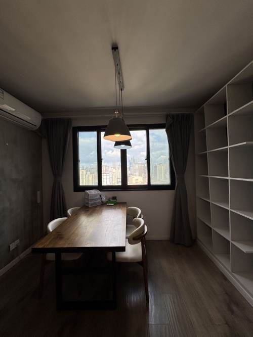 Housing image — Dining Area