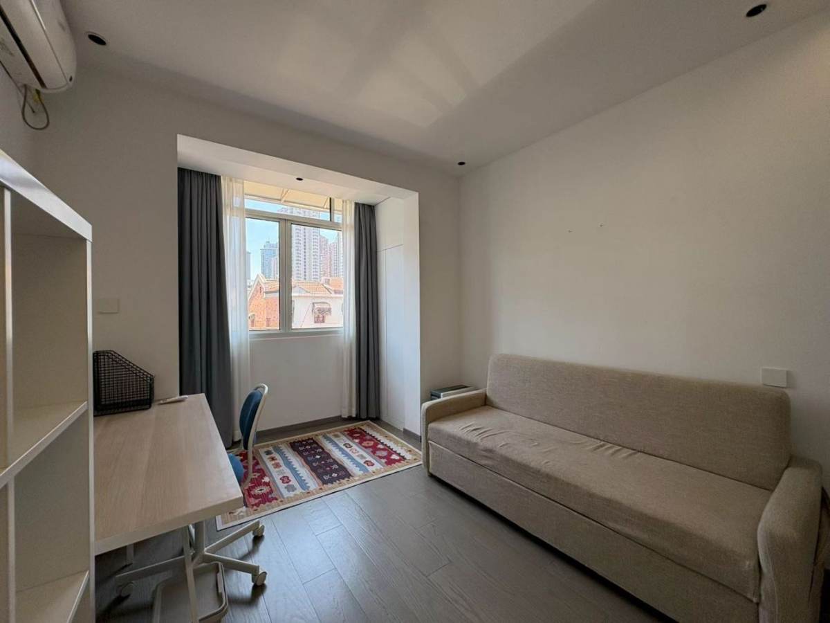 Housing image — Bedroom