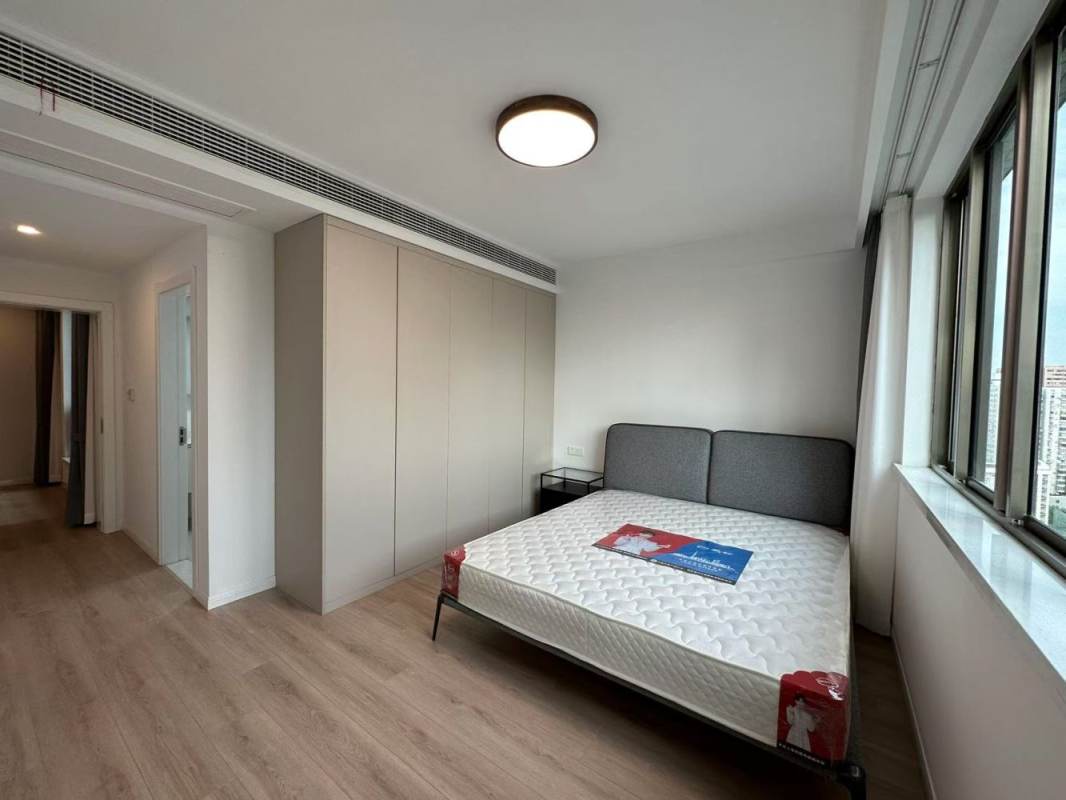Housing image — Bedroom