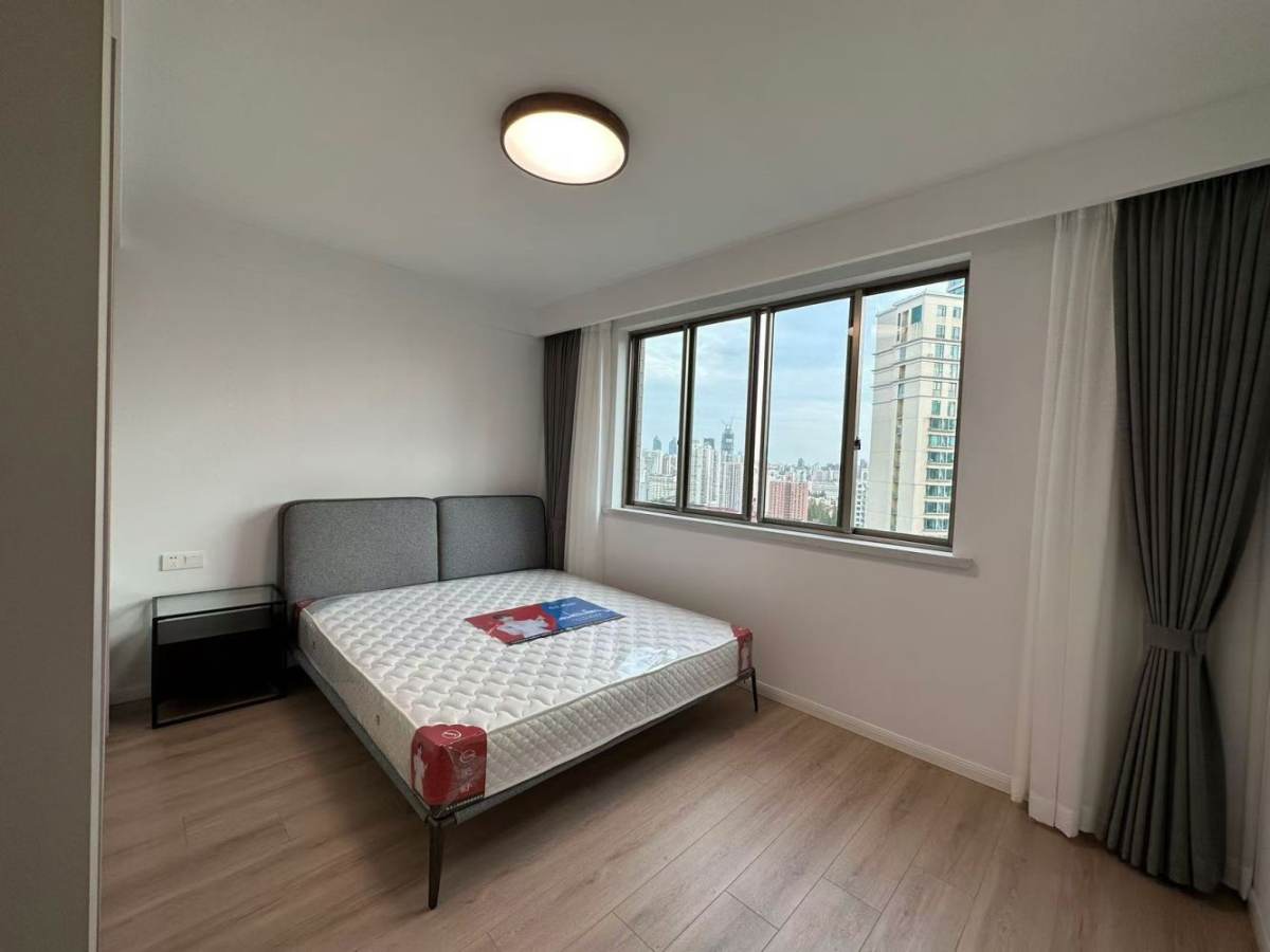 Housing image — Bedroom