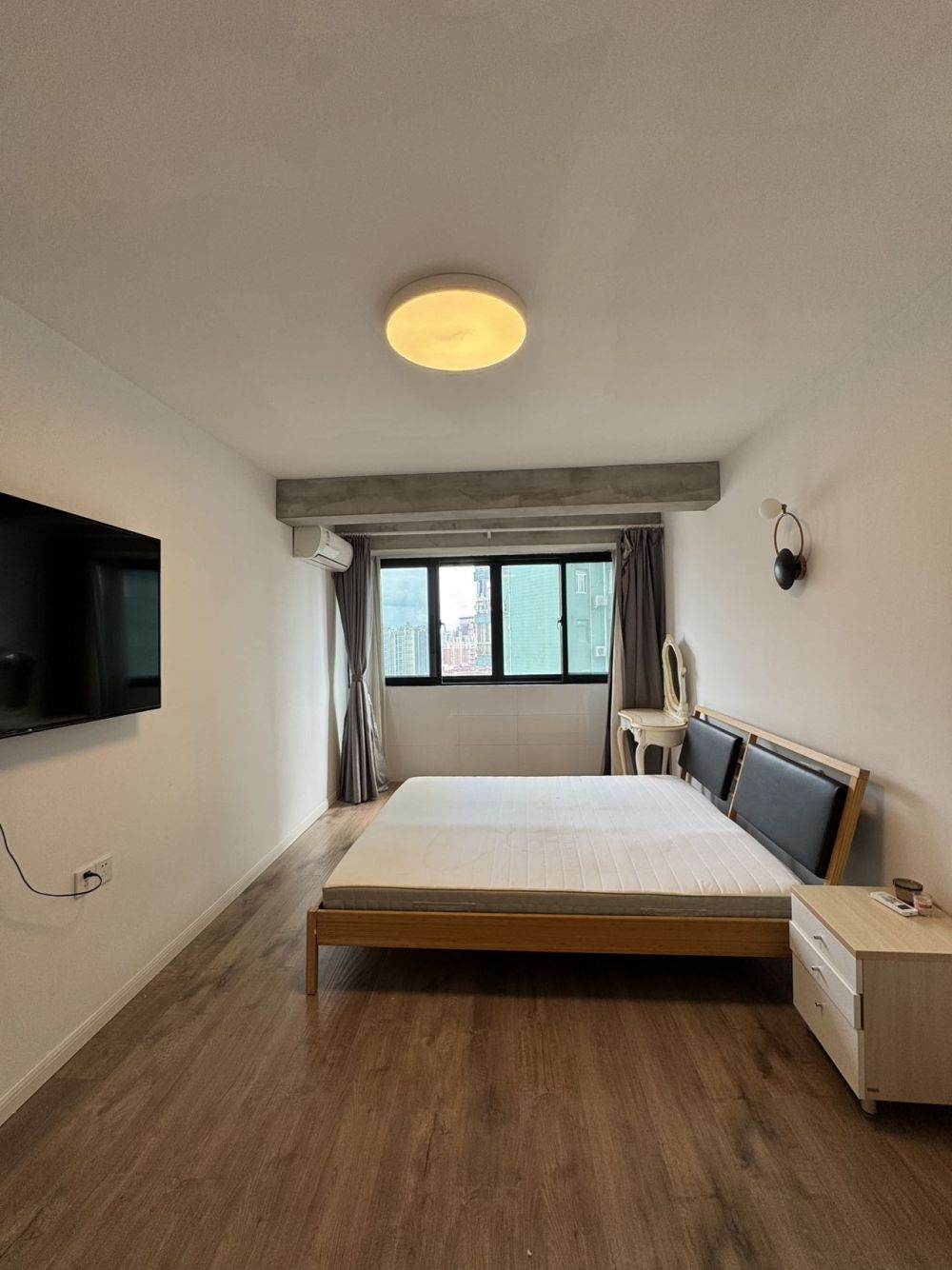 Housing image — Bedroom