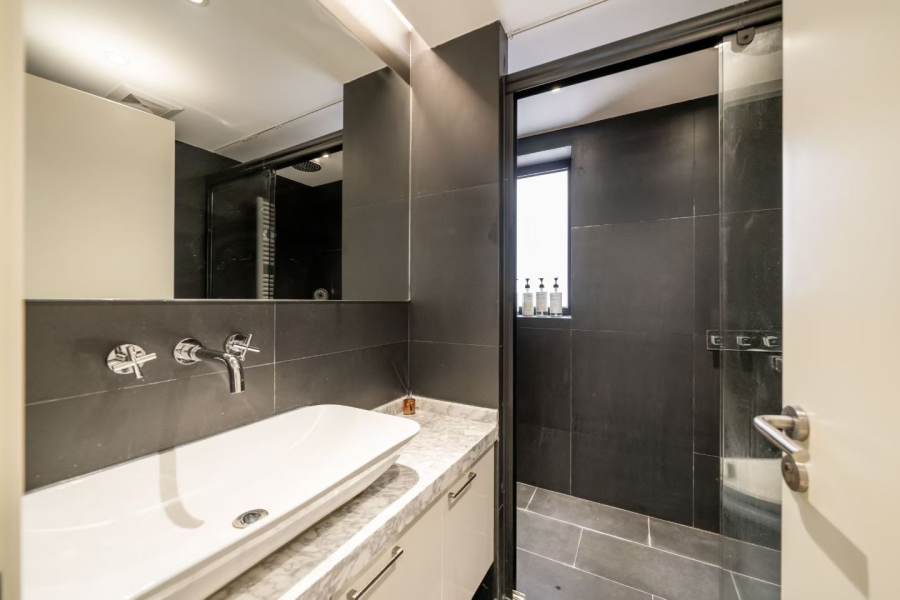 Housing image — Bathroom