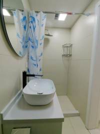 Housing image — Bathroom