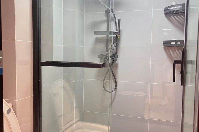 2BR Apartment near Jiaotong University Metro (L10/L11)