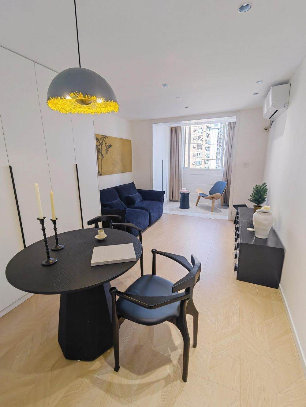 Housing image — Living Room