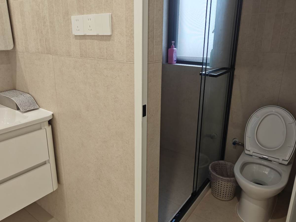 Housing image — Bathroom