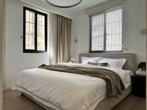 Housing image — Bedroom