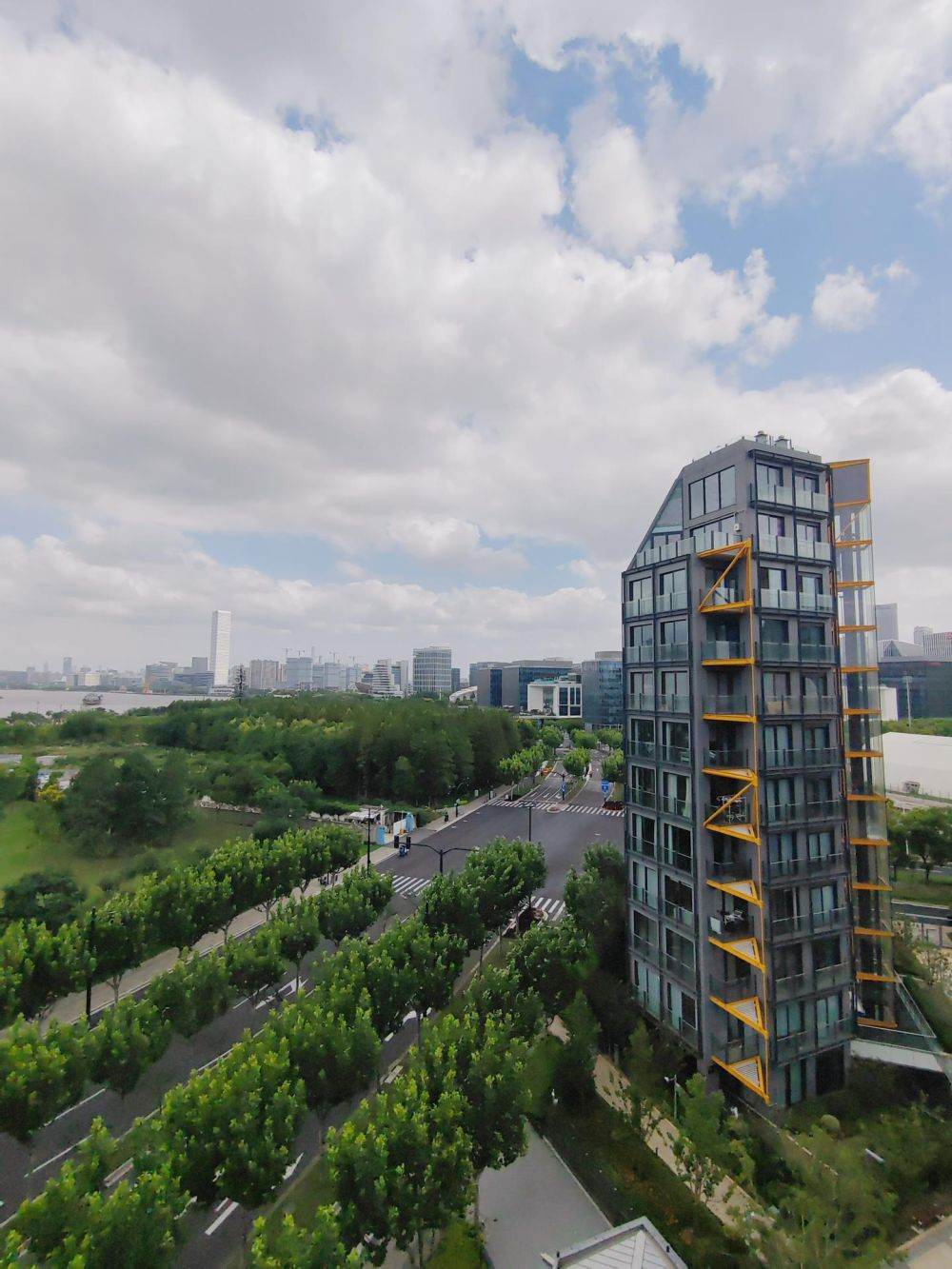 Housing image — Building Exterior