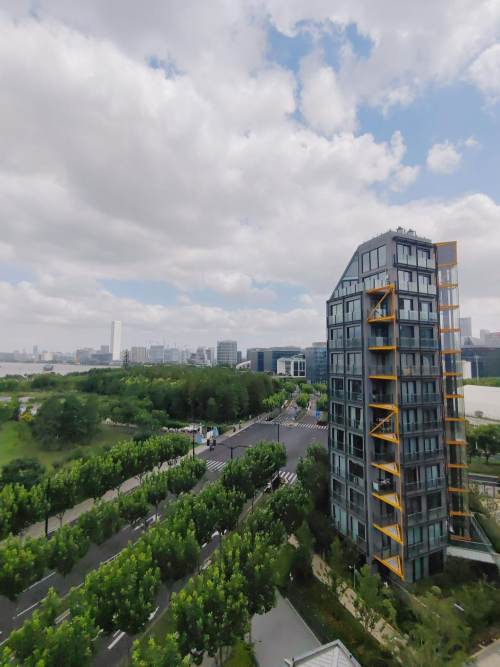 Housing image — Building Exterior