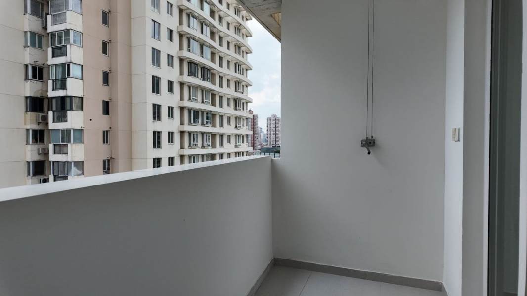 Housing image — Balcony