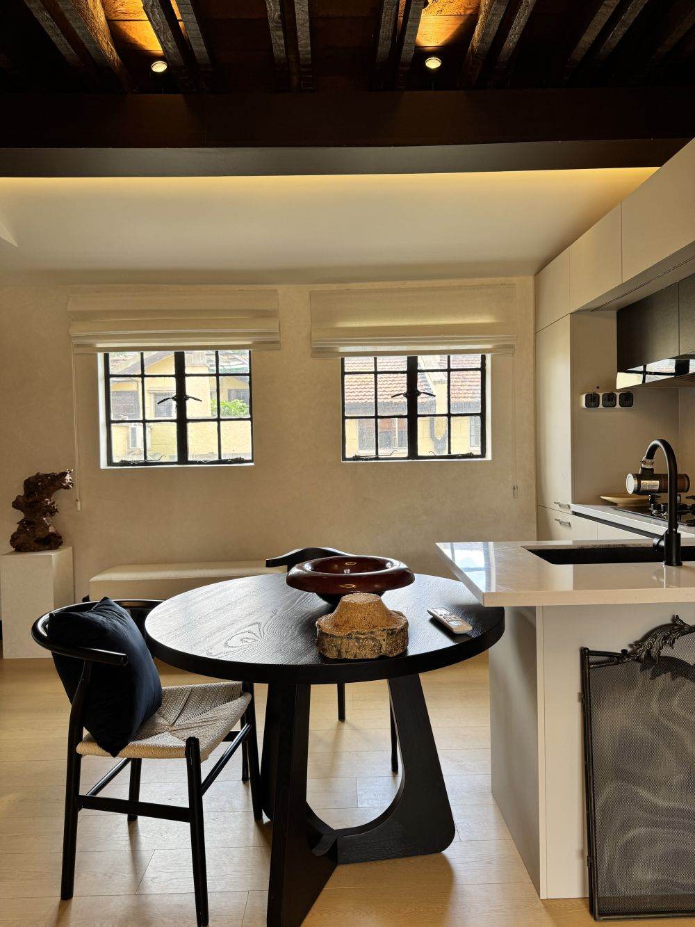 Housing image — Living Room