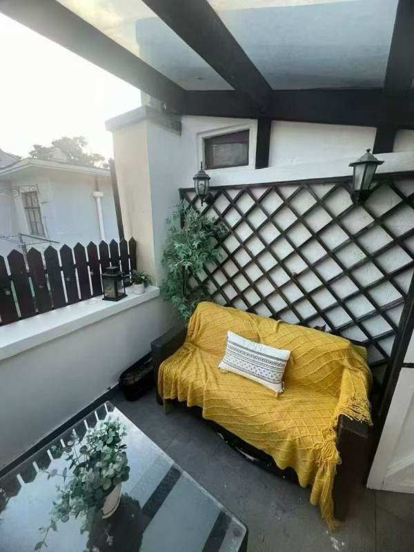 Housing image — Terrace