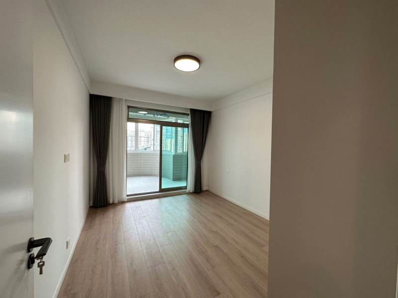 Housing image — Bedroom