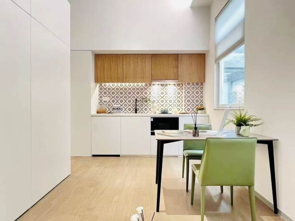 Housing image — Living Room