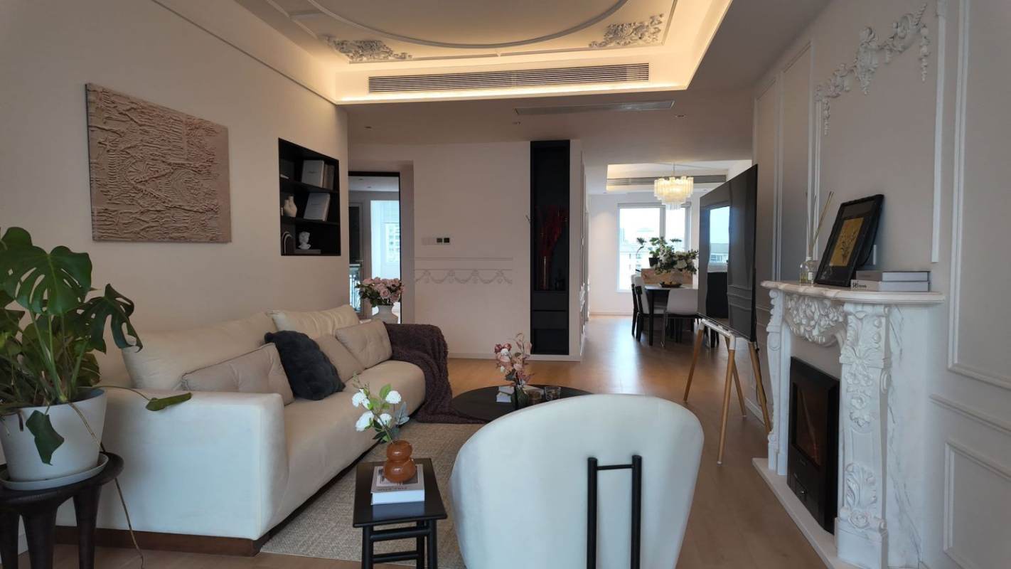 Housing image — Living Room
