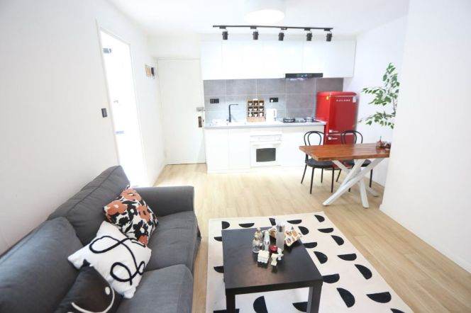 1BR Apartment in Xujiahui (L10/L11)