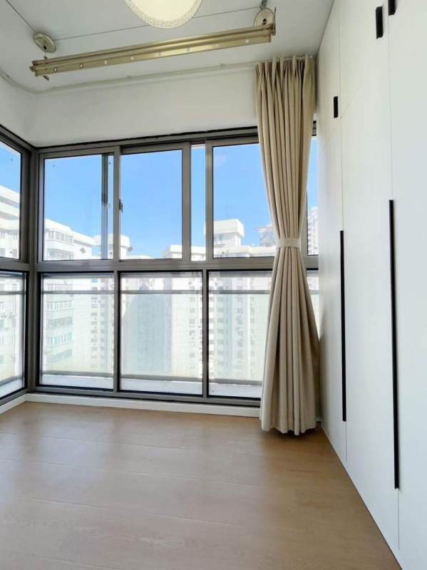 Housing image — Bedroom