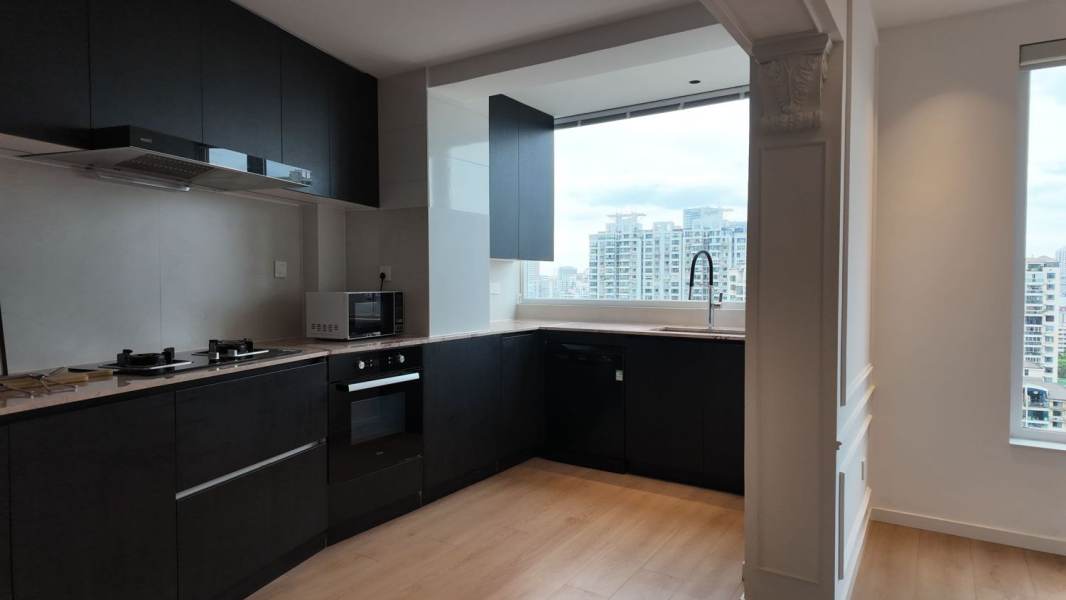 Housing image — Kitchen
