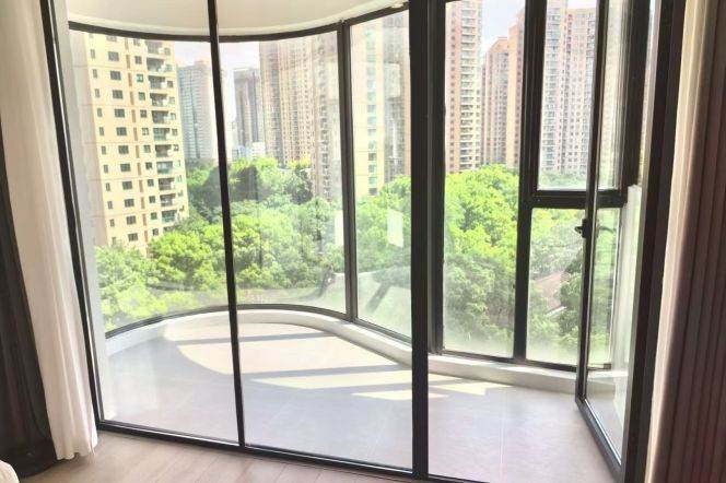 2BR Apartment in Gubei (L2)