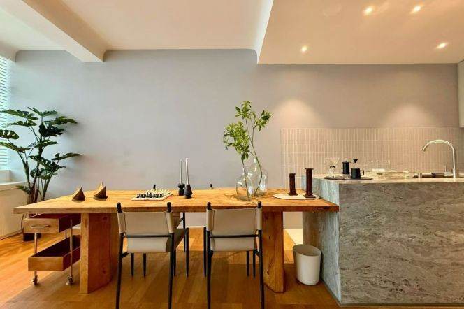 2BR Heritage Apartment near People's Square (L1/L2/L8)