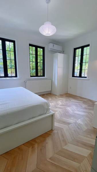 Housing image — Bedroom