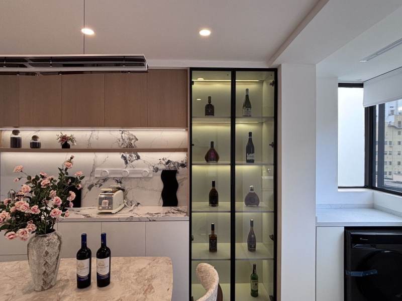 Housing image — Dining Area