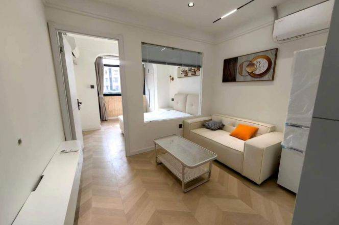 1BR Apartment near Shuicheng Rd Metro (L10)