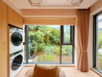 Housing image — Balcony