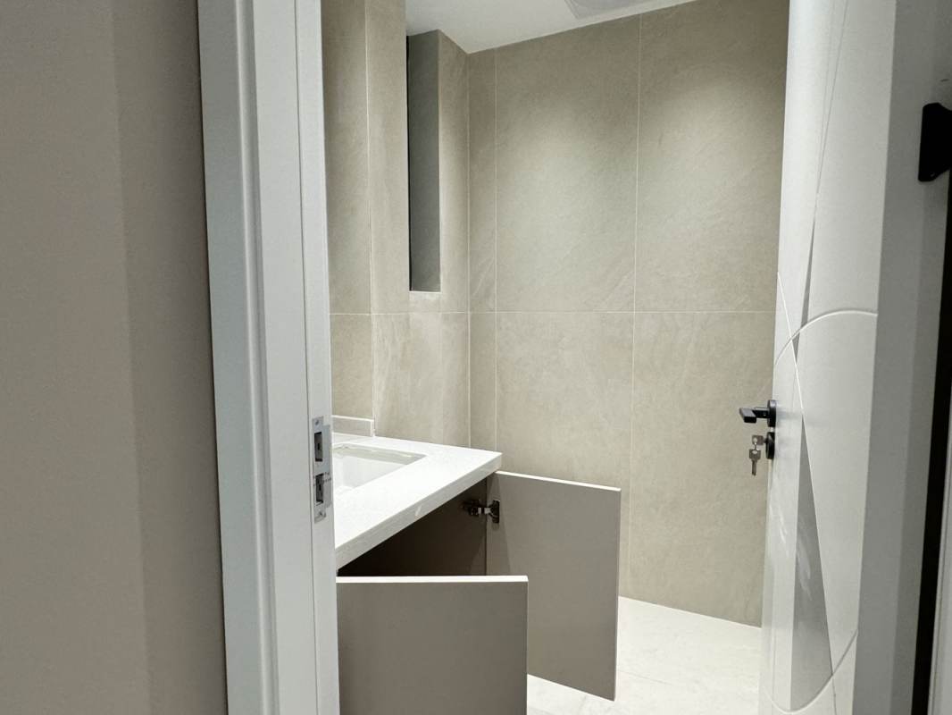 Housing image — Bathroom
