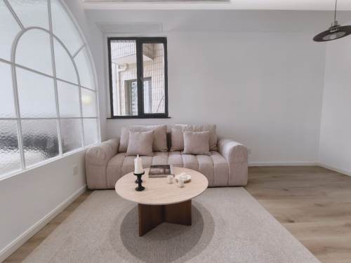 Housing image — Living Room
