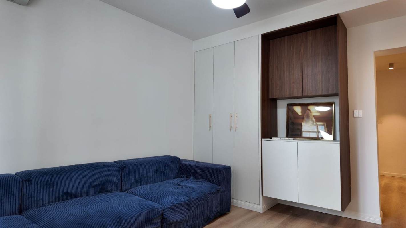 Housing image — Living Room