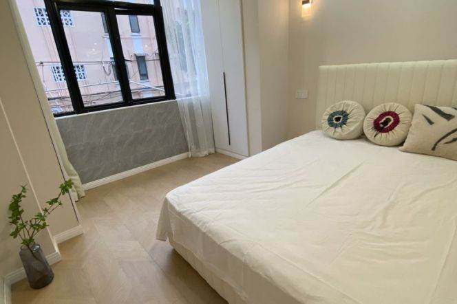 1BR Apartment near Zhongshan Park (L2/L11)