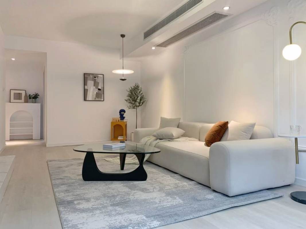 Housing image — Living Room