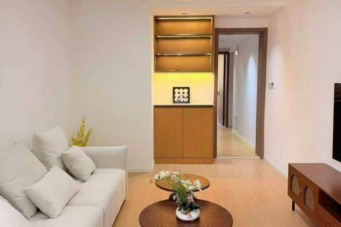 1BR Apartment near Jing'an Temple (L2/L11)