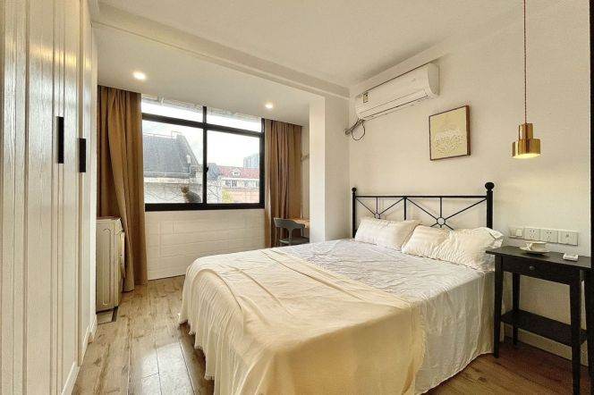 2BR Apartment near Zhongshan Park (L2/L15)