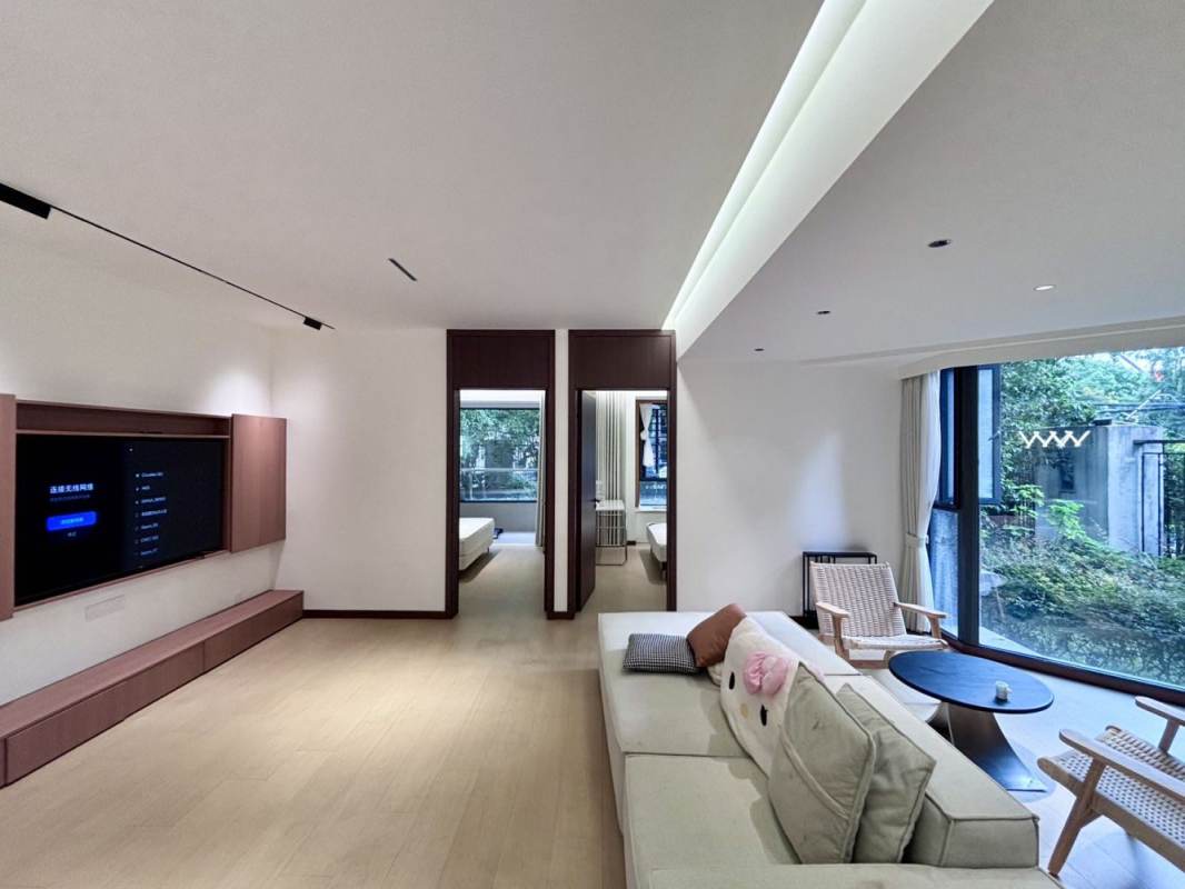 Housing image — Living Room