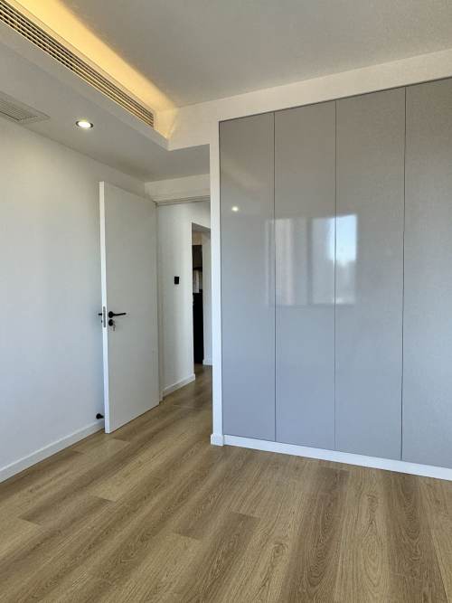Housing image — Bedroom