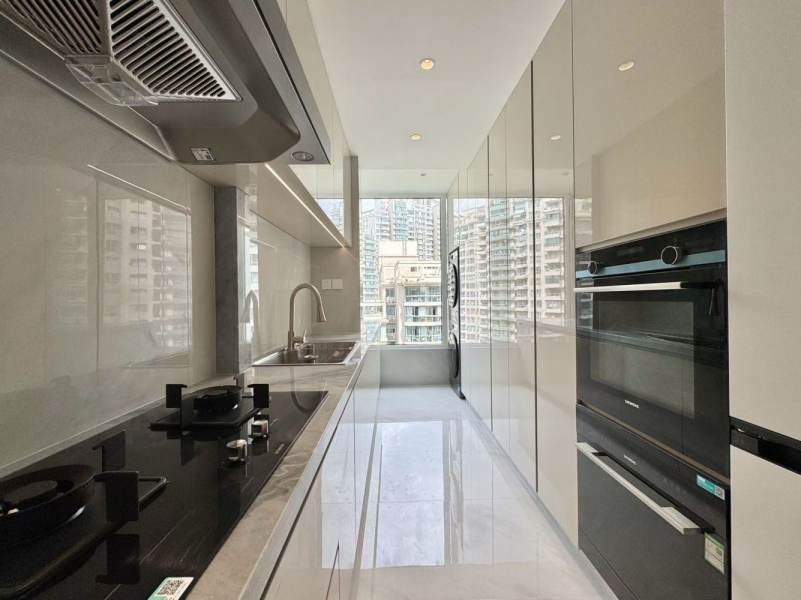 Housing image — Kitchen