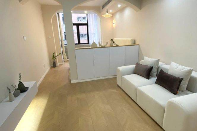 1BR Apartment near Zhongshan Park (L2/L11)