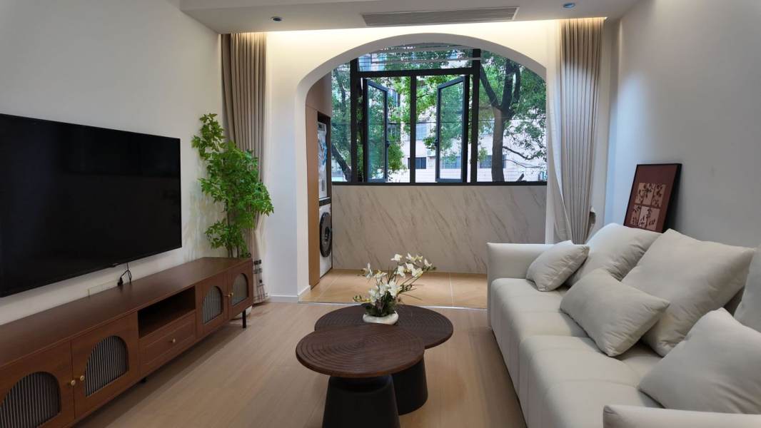 Housing image — Living Room