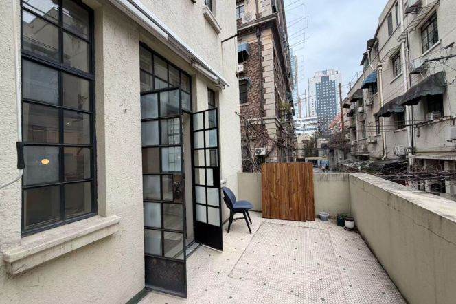 Spacious 1BR Apartment in Jing'an with Terrace (L2/L12/L13)